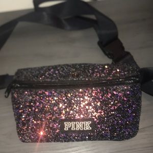 Victoria Secret PINK, Fanny pack